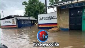 Inuka police Marooned by water